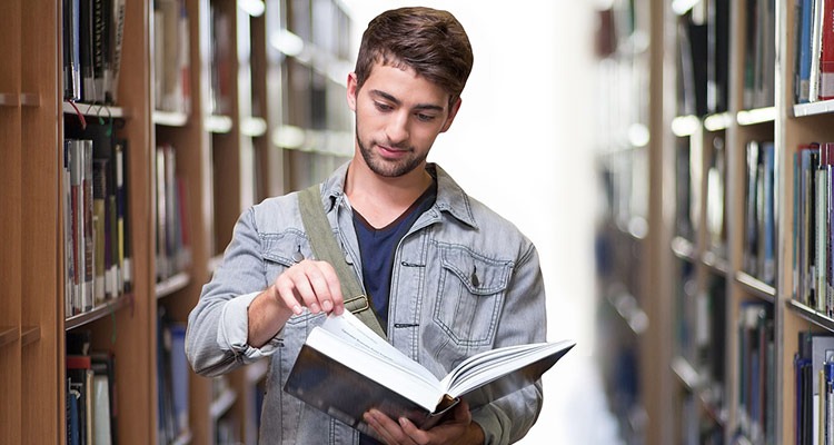 <?php the_title(); ?> College stock