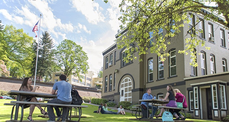 Students outside schimmel