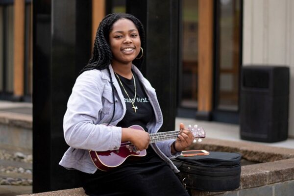Tobi Adeoye