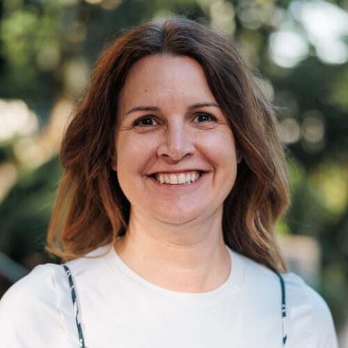 Dr. Sarah Comstock